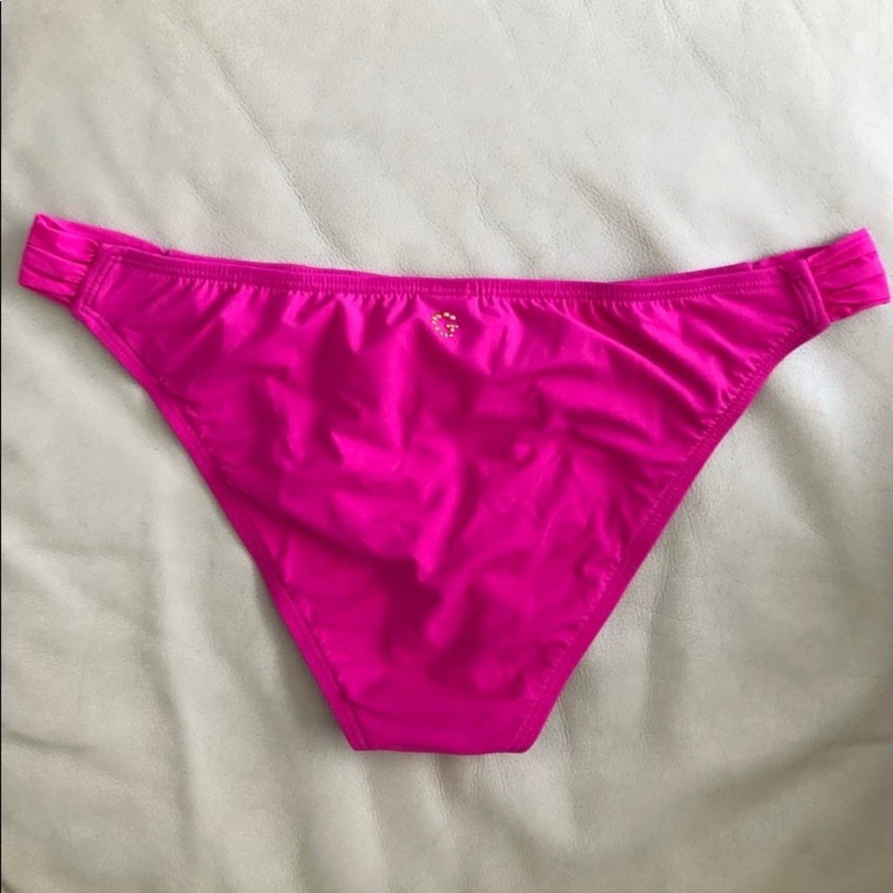 ☀️GUESS Pink Bikini bottom
